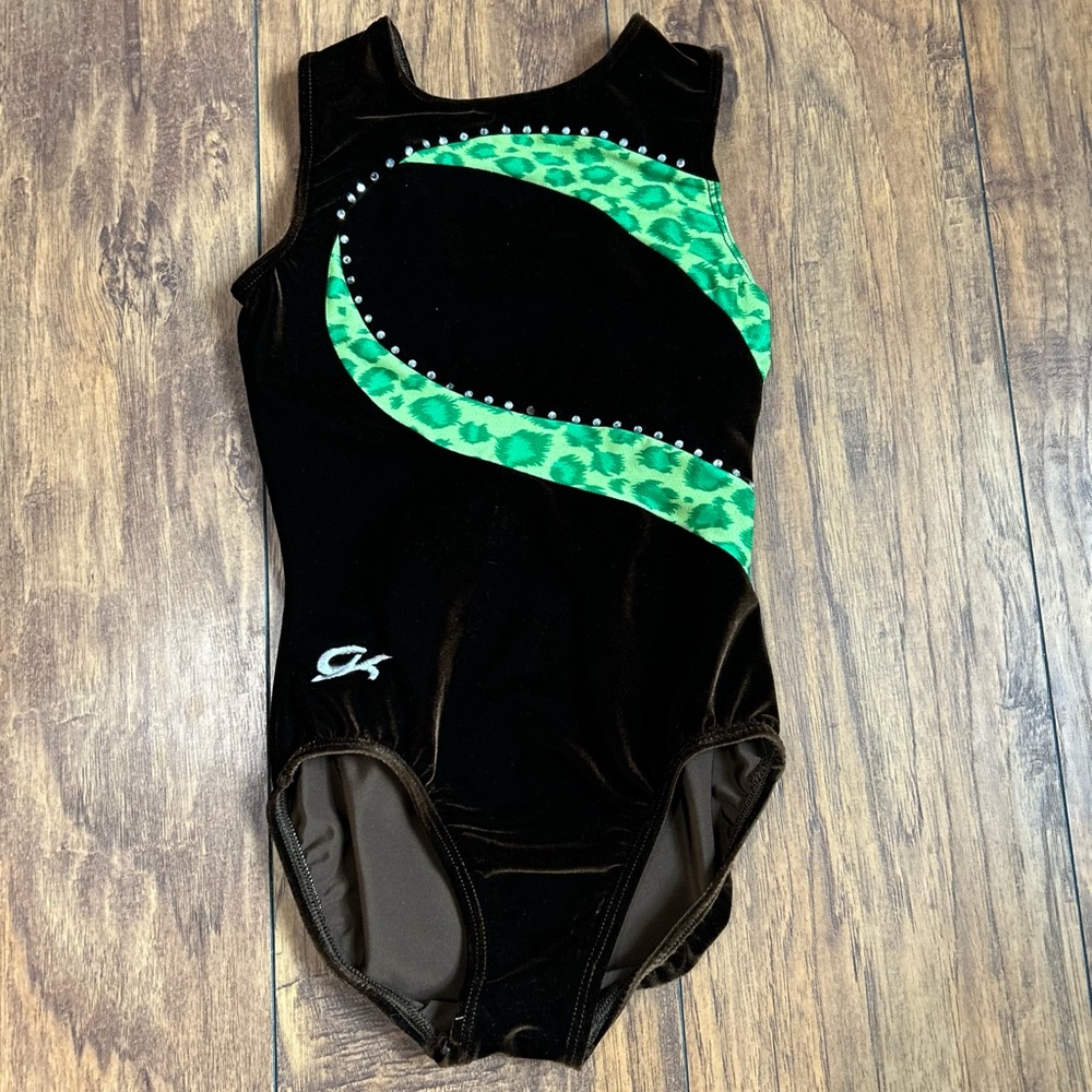 GK leotard